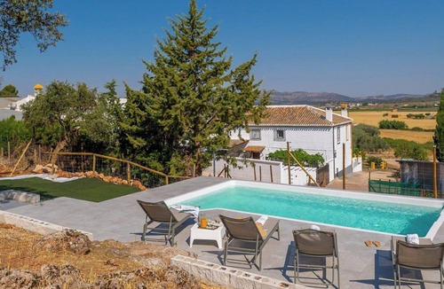 Villanueva del Trabuco Villa | Cortijo Fuente La Lana Villanueva del Trabuco by Ruralidays