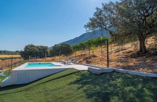 Villanueva del Trabuco Villa | Cortijo Fuente La Lana Villanueva del Trabuco by Ruralidays