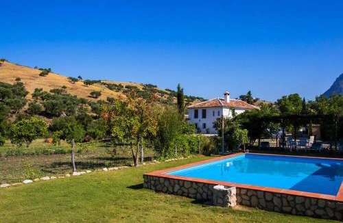 Grazalema House | Cortijo, Grazalema, piscina, 5 Hbts con baño, AC,
