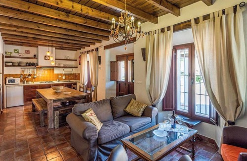 Arroyomolinos de Leon Villa | Cortijo Los Bogonales Arroyomolinos de León by Ruralidays
