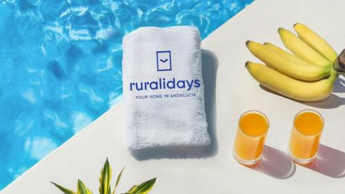 Periana Villa | Cortijo Los Tulipanes Periana by Ruralidays