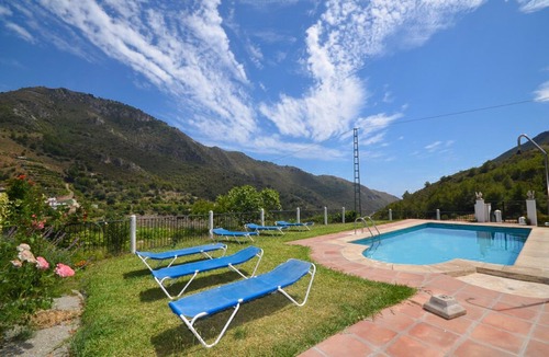 Nerja Villa | Cortijo Mari Carmen: Large Private Pool, Sea Views, A/C, WiFi