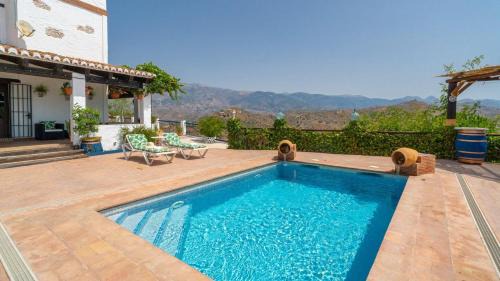 Arenas House | Cortijo Miraflores Arenas by Ruralidays