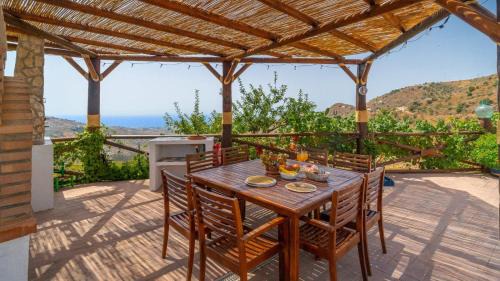 Arenas House | Cortijo Miraflores Arenas by Ruralidays