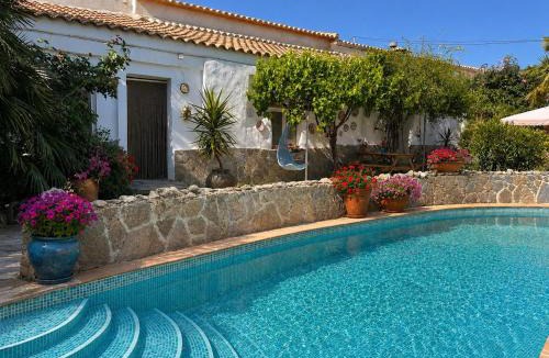 Cullar House | Cortijo Paraiso Pool & Tropical Garden Oasis