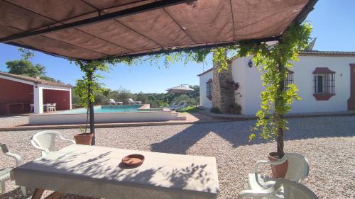 Cazalla De La Sierra House | CORTIJO RURAL FLOR DE CAZALLA