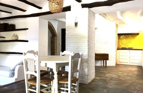 Mecina Fondales House | Cortijo Trance Mora (rural accommodation for 6 adults and two children)