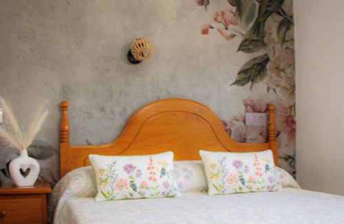 Suances Bed & Breakfast | Cosma House Bed and Breakfast Room 3