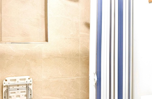 Algeciras Apartment | Costa by Hawkins Algeciras -Room BA