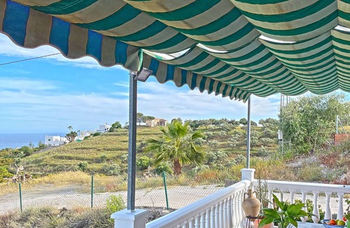 Nerja Cottage | Cosy villa with amazing views