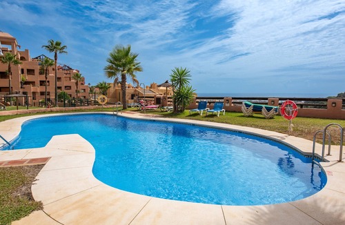 Puerto de la Duquesa Apartment | Coto Real Penthouse 2470 Naxos Sea View