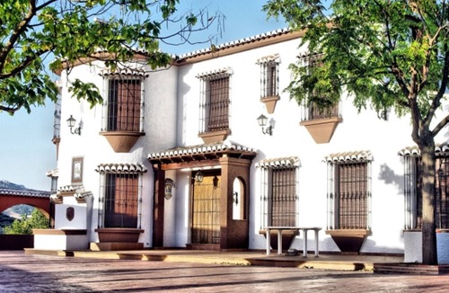 Villanueva del Rosario Villa | Country house with pool and mountain views in Villanueva del Rosario