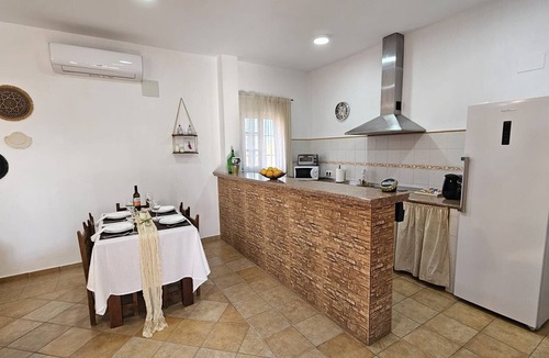 Marchena House | Country House 'Limones' with Private Pool, Wi-Fi and Air Conditioning
