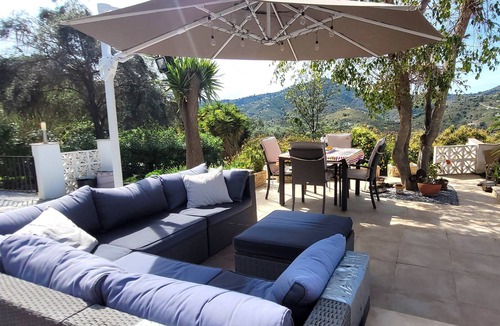 Torrox Villa | Country House 'Casa Espina' with Mountain View, Wi-Fi and Air Conditioning