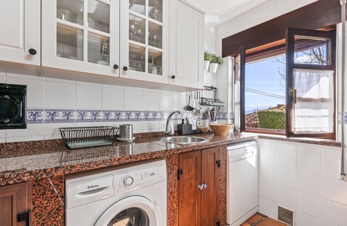 Cabranes House | Country House 'Casa Rosaura' with Mountain View, Private Terrace and Wi-Fi