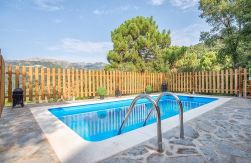 Jubrique House | Country House "Casa Rural Monte Dios" in the Mountains with Pool and BBQ