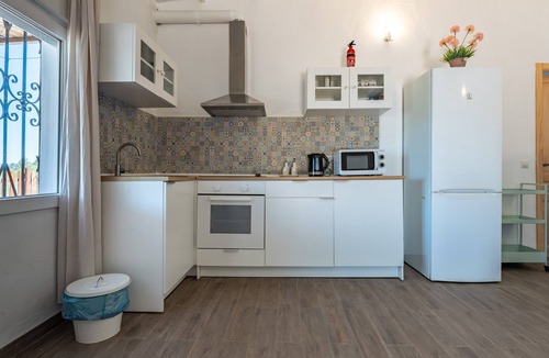 Yunquera House | Country House 'Cortijo La Zahurdilla' with Mountain Views, Private Pool, Wi-Fi & Garden