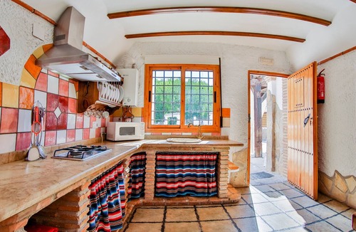 Castillejar House | Country House 'Cuevas 4' with Mountain View, Shared Pool and Wi-Fi