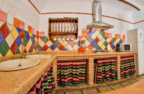 Castillejar House | Country House 'Cuevas 3' with Mountain View, Shared Pool and Wi-Fi