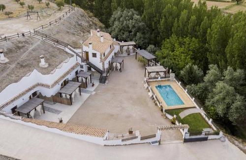 Castillejar House | Country House 'Cueva 2' with Mountain View, Shared Pool and Wi-Fi