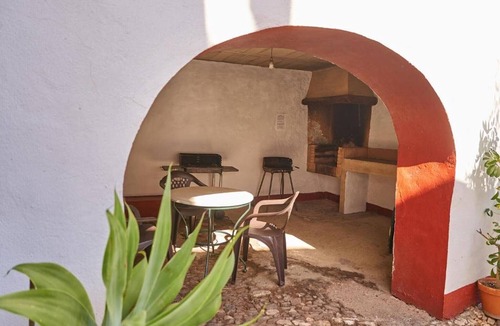 Fuenteheridos House | Country House 'El Zarzo' with Mountain View, Shared Terrace and Wi-Fi