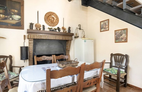 Arriate Villa | Country House 'El Olivar Ronda' with Mountain View, Wi-Fi and Air Conditioning