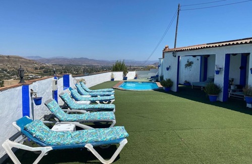 Alhaurin el Grande House | Country House Rural los Erales with Mountain Views, Pool and Wi-Fi