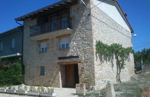 Quintana-Maria House | Country House 'El Balcon Del Tobalines' with Mountain View and Private Garden