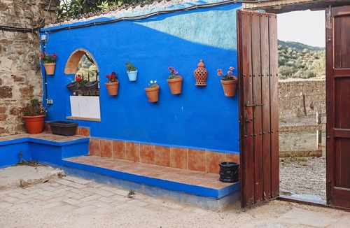 Montoro House | Country House 'Experience Alpacas in Andalucia' with Mountain View