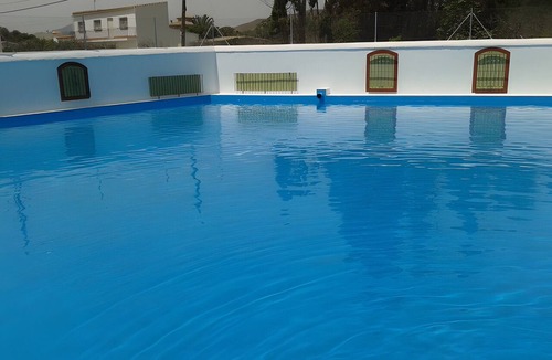 La Alfoquia Villa | Country House 'La Florida' with Shared Pool, Wi-Fi and Air Conditioning