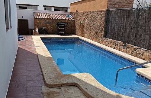 Felix House | Country House 'La Pita Casa Rural' with Mountain View, Wi-Fi and Air Conditioning