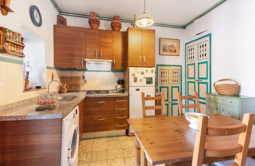 Jabugo House | Country House 'La Rana Verde De Arriba' with Mountain Views, Private Terrace & Wi-Fi