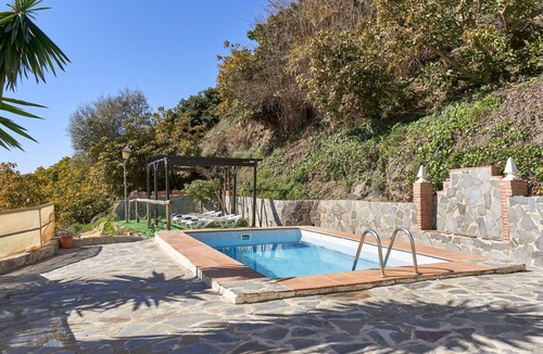 Frigiliana House | Country House 'La Solana' with Sea View, Private Pool and Wi-Fi