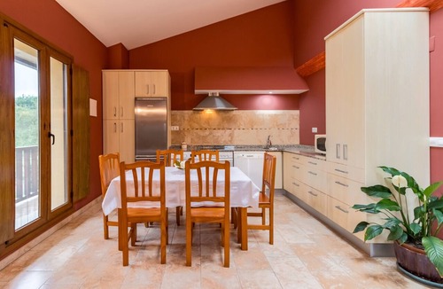 Ribamontan al Mar House | Country House 'La Venta Vieja De Langre' with Mountain Views, Private Garden & Wi-Fi