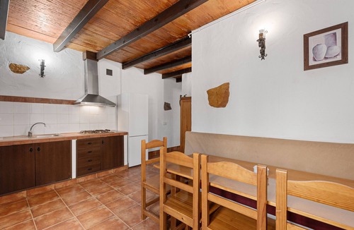 Valle del Guadalhorce House | Country House 'La Yegueriza' with Lake View, Shared Pool and Private Terrace