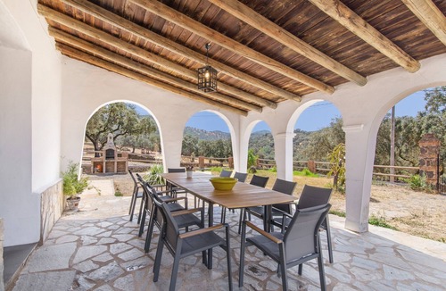 La Nava House | Country House 'Las Cabrillas La Nava' with Mountain View, Private Pool and Air Conditioning