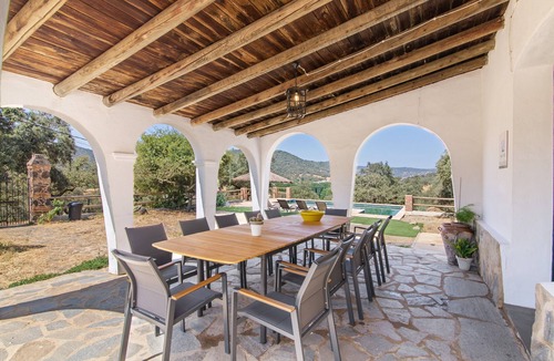 La Nava House | Country House 'Las Cabrillas La Nava' with Mountain View, Private Pool and Air Conditioning