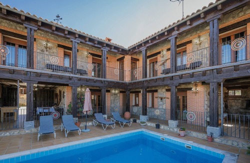 Riofrio House | Country House 'Las Eras De Riofrio' with Mountain View, Private Pool and Wi-Fi
