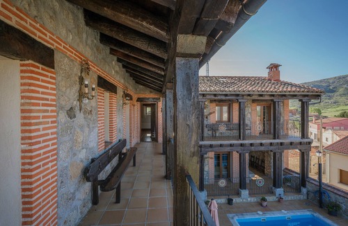 Riofrio House | Country House 'Las Eras De Riofrio' with Mountain View, Private Pool and Wi-Fi