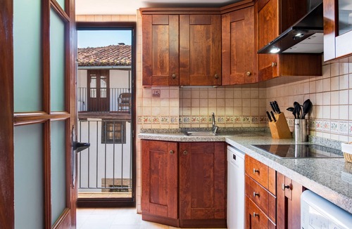 Candelario House | Country House 'Las Puentes 1' with Mountain View, Private Terrace and Wi-Fi