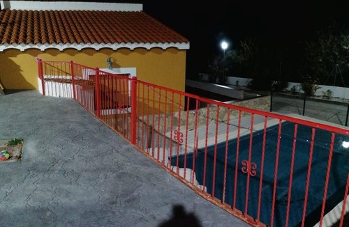Mazuza Villa | Country House 'Los Ferreles 3 Dormitorios' with Shared Pool and Wi-Fi