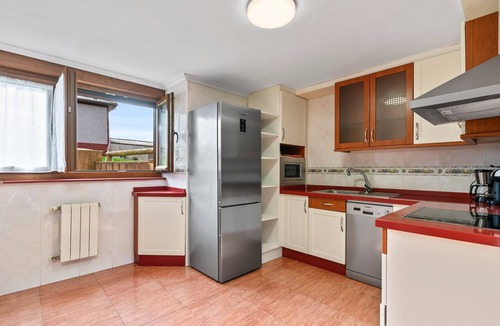 Las Rubias House | Country House 'Nueva' with Mountain Views, Private Terrace and Wi-Fi