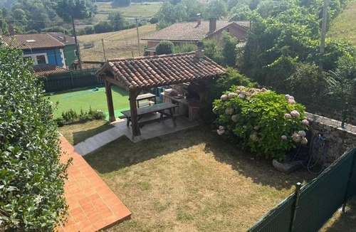 Parres House | Country House 'Rincón Del Sol' with Mountain View and Wi-Fi