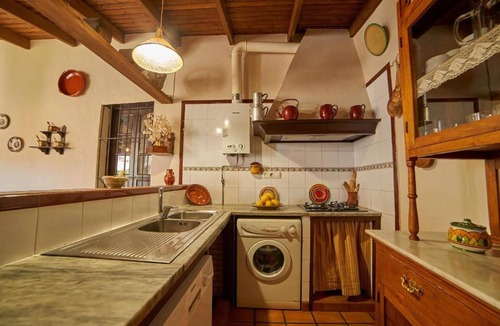 Fuenteheridos House | Country House 'Tragaluz Il' with Mountain View, Shared Terrace and Wi-Fi