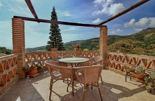 Frigiliana Villa | Countryside villa with private pool near Frigiliana village