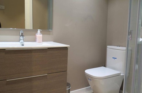 Alcala de Henares Apartment | Cozy 1-bedroom apartment in quaint Alcalá de Henares-Apartment with Terrace