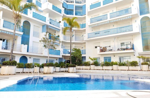 Estepona Apartment | Cozy apartment between the port and the beach
