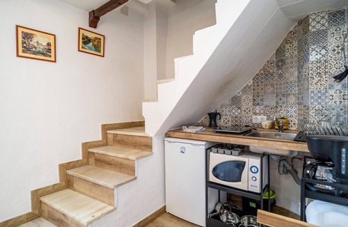 Ubrique Apartment | Cozy apartment in Ubrique with WiFi