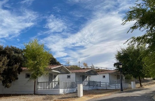 Olvera House | Cozy Bungalow with Terrace