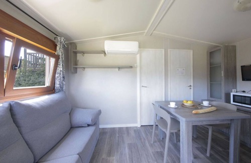 Zumaia House | Cozy bungalow with terrace in Zumaia for 3 guests